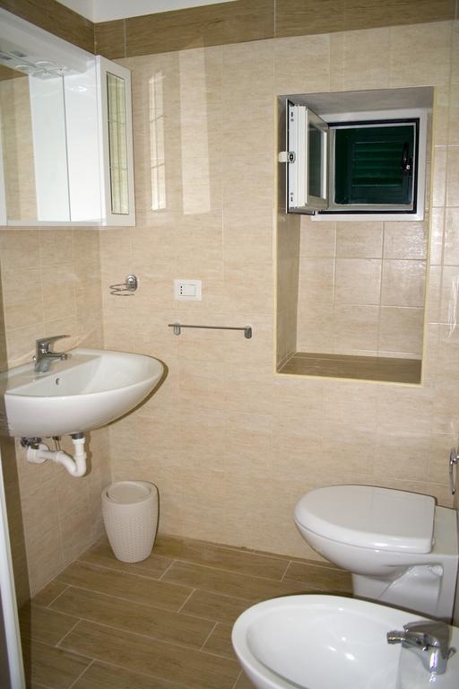 Old Town House Polignano A Mare Διαμέρισμα Δωμάτιο φωτογραφία